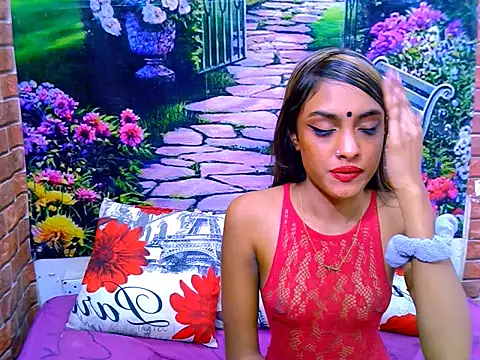 IndianPretty14u2Luv webcam