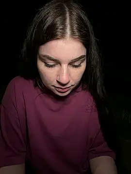 EllyNora webcam