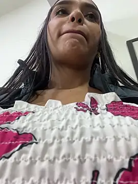 Sara-77 webcam