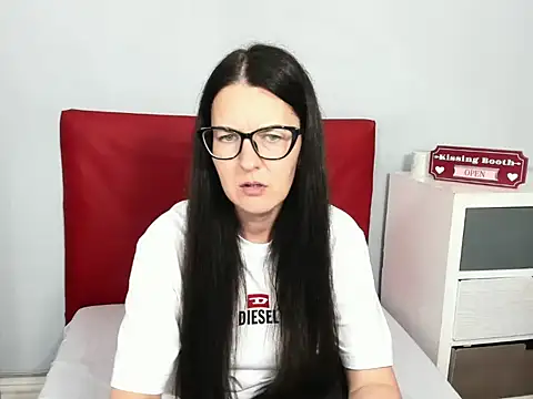 NadiaXlove webcam