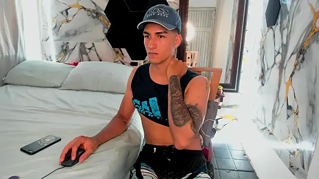 Goldendesirexx avatar