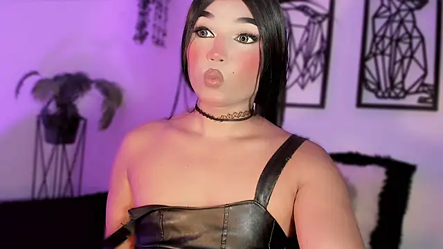 misstreslatin webcam