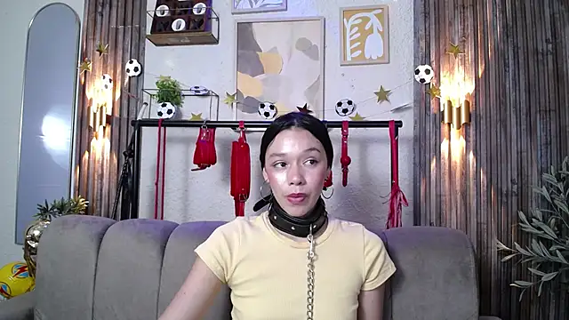 Doll4anall webcam