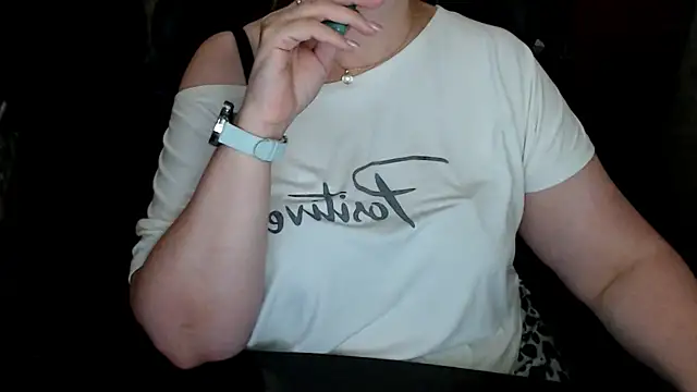 AlisaHot55 webcam