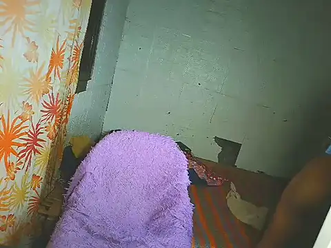 Yourfantasyisme webcam