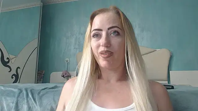 LaraLanee