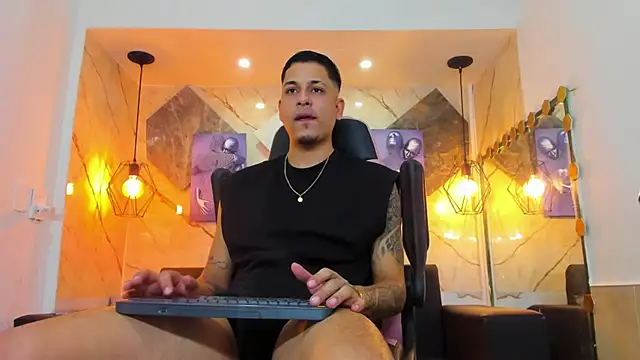 Klaar_Blessed webcam