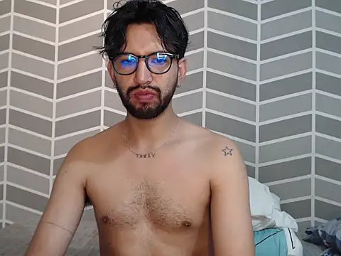 thomass1018 webcam