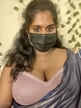 Sravani_cutee_ live cam on StripChat