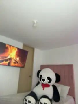 Janettcruz webcam