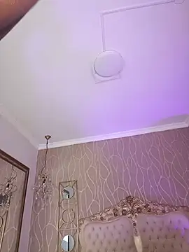 Shanelle__ webcam