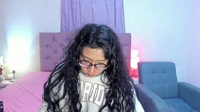 Latinabombsheell webcam