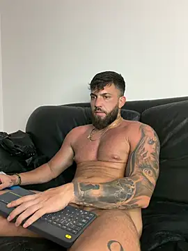 LustyMike_ Live Web Cam Show