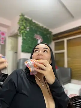 Naatalia Live Web Cam Show