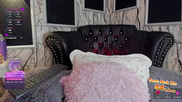 adelinemoretti webcam