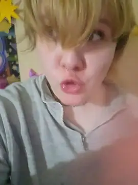 wehavepussies_xoxo Live Web Cam Show
