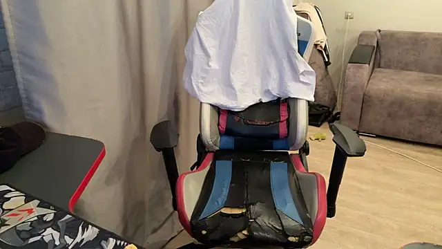 desiredude9 Live Web Cam Show