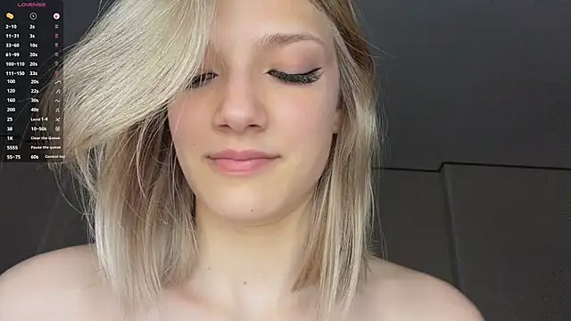 Carolini_i Live Web Cam Show