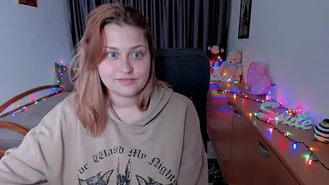 NoraLiin webcam