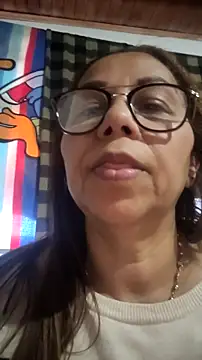 Ladymilf12's most recent online snapshot