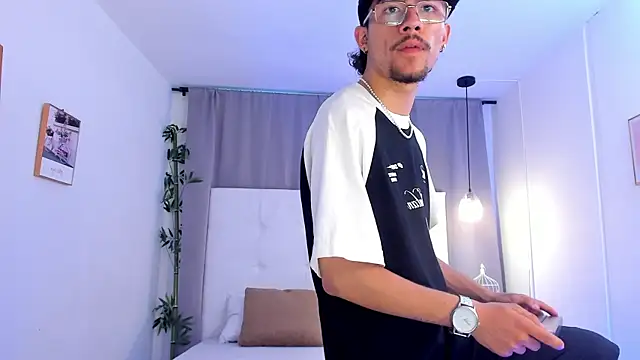 jake_miller__ webcam