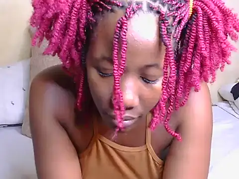 luvone_smith webcam