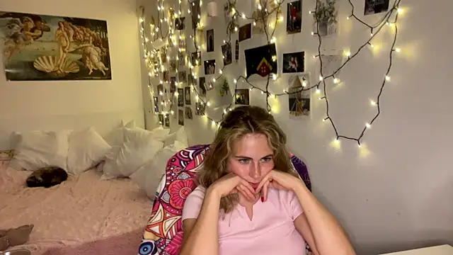 DaliaAttkisson webcam