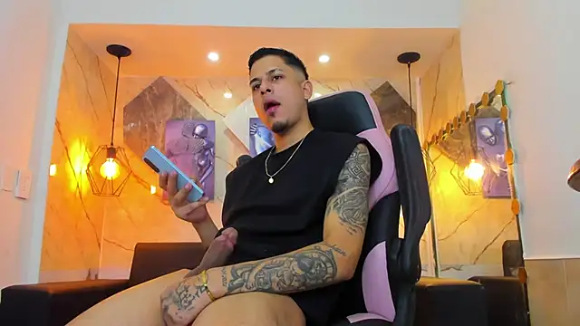 Klaar_Blessed webcam