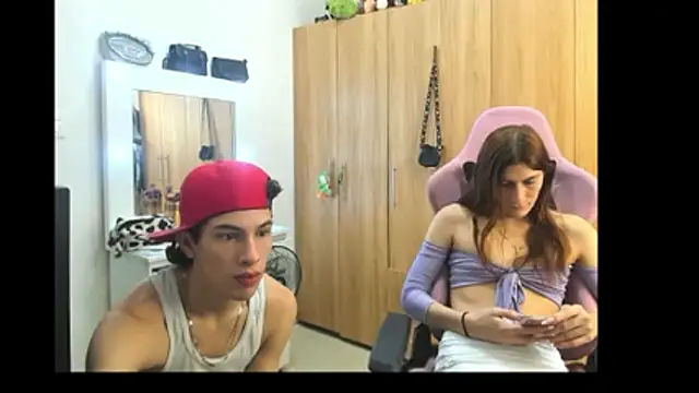 Pride_couple webcam