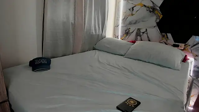 Goldendesirexx webcam