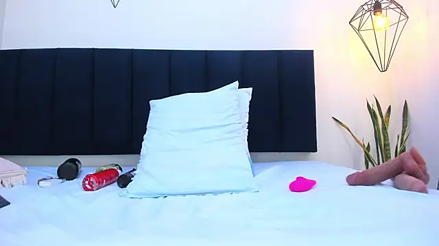 sophieturner_mg webcam