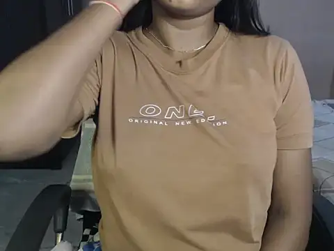 DuskyDivaXO webcam