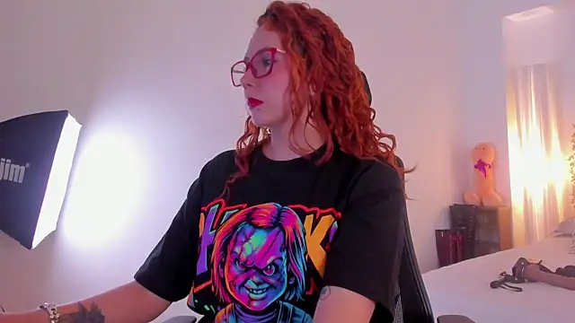 MistressErza webcam