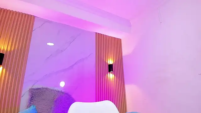 Miss_EmilyStar webcam