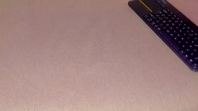 Miaa_Foxx03 webcam
