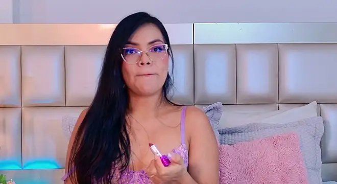 AliceLavenders webcam