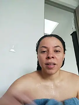 Marycrisalejo webcam