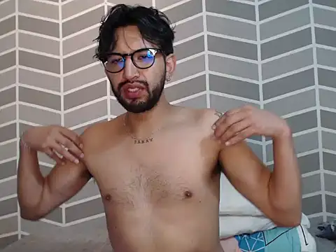 thomass1018 webcam