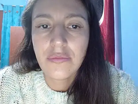 SarahFriendly webcam