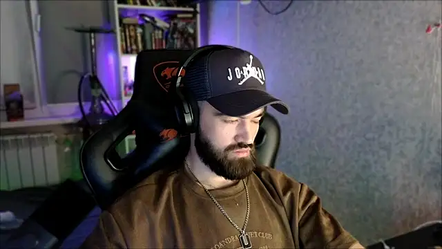 _Serious_Man webcam