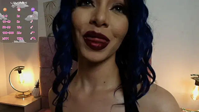 Cassie_Cage webcam