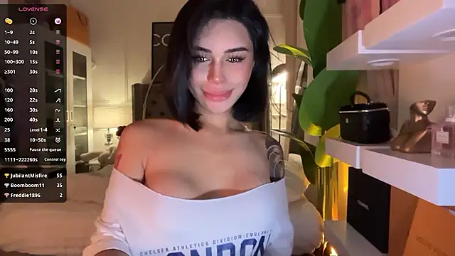 ParisianDoll Live Web Cam Show