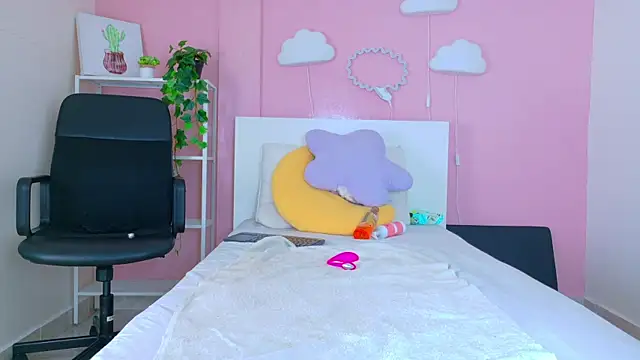 SeleneGibson__ webcam