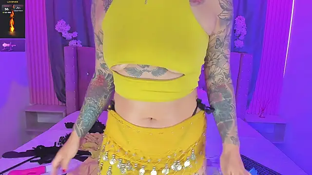 Nayla-Mouna webcam