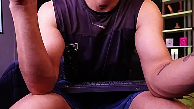 LiamDeep webcam