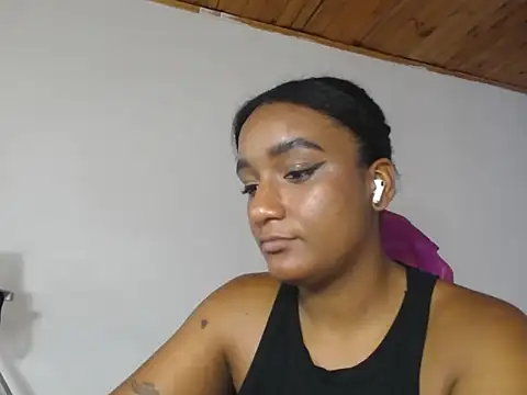 millysweetass live cam on StripChat