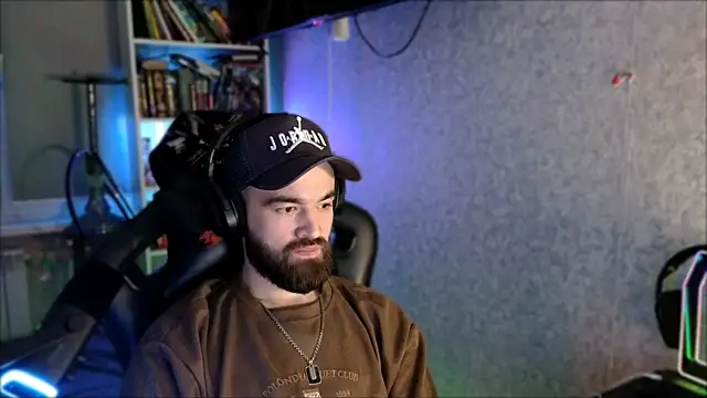 _Serious_Man webcam