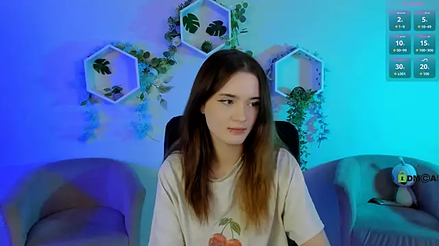 liana_kisses webcam