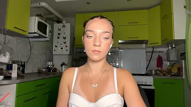 TanyaSavela webcam