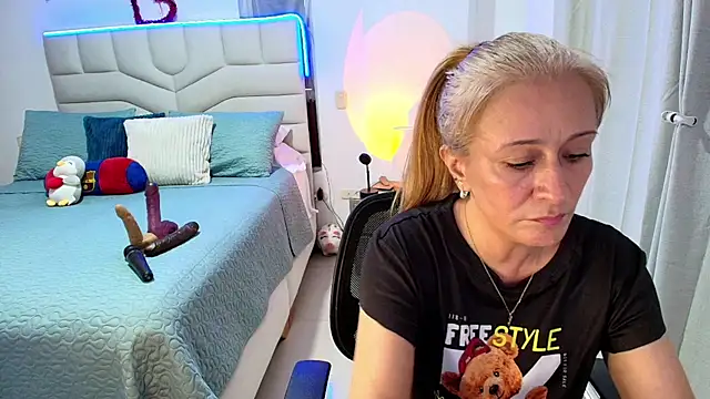 Naty_Stone webcam